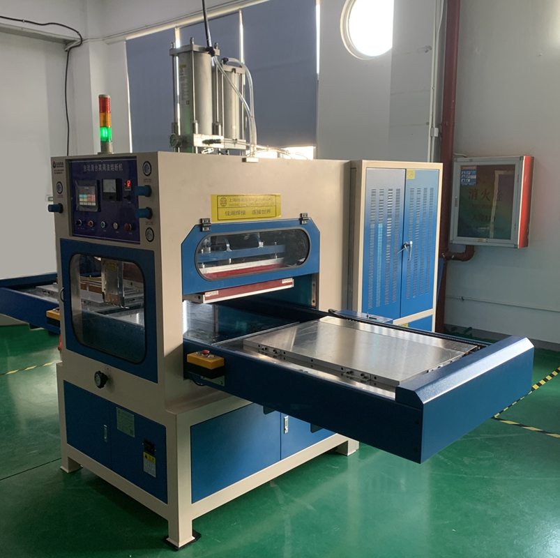 汽車(chē)坐墊風(fēng)袋高頻熱壓機(jī)